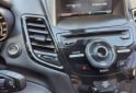 Autos - Ford Fiesta Titanium KD 5 puer 2015 Nafta 239600Km - En Venta