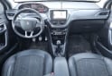 Autos - Peugeot 208 2015 Nafta 82000Km - En Venta