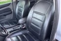 Autos - Ford Focus 2 Ghia 2.0 2011 Nafta 150000Km - En Venta