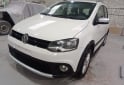 Autos - Volkswagen SURAN CROSS 2014 Nafta 70000Km - En Venta