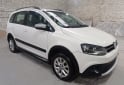Autos - Volkswagen SURAN CROSS 2014 Nafta 70000Km - En Venta
