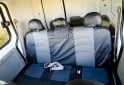 Utilitarios - Renault Kangoo 5 plazas 2012 Nafta 230000Km - En Venta