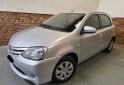 Autos - Toyota Etios 2015 Nafta 90000Km - En Venta