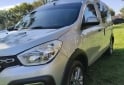 Utilitarios - Renault KANGOO STEPWAY 2024 Nafta 2024 Nafta 30000Km - En Venta