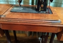 Hogar - Oportunidad: M�quina Singer Cl�sica Completa (Pie de Hierro y Mueble) - En Venta