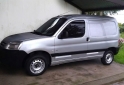 Utilitarios - Peugeot Partner furg�n confort 2011 Diesel 210000Km - En Venta