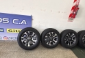 Accesorios para Autos - Toyota Hilux,juego nuevo - En Venta