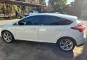 Autos - Ford Focus SE Plus Hatchback 2015 Nafta 72000Km - En Venta