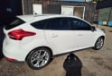 Autos - Ford Focus SE Plus Hatchback 2015 Nafta 72000Km - En Venta