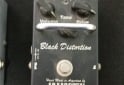 Instrumentos Musicales - Vendo todo! Guitarra + pedales + estuche rigido (leer descripción) - En Venta