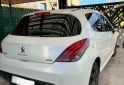 Autos - Peugeot 308 Allure Navegador 2015 Nafta 189000Km - En Venta