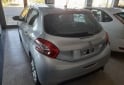Autos - Peugeot 208 Allure Touchscreen 1. 2015 Nafta 136000Km - En Venta