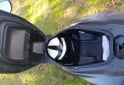 Motos - Honda Pcx 150 cc 2017 Nafta 13800Km - En Venta