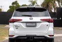 Camionetas - Toyota SW4 GR 2024 Diesel 57000Km - En Venta