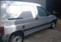 Utilitarios - Peugeot Partner 2009 Diesel 200000Km - En Venta