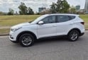 Camionetas - Hyundai SANTA FE 2017 Nafta 130000Km - En Venta