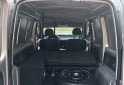Utilitarios - Renault Kangoo 2015 Nafta 143000Km - En Venta