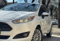 Autos - Ford Fiesta kinetic titanium 2015 Nafta 116000Km - En Venta