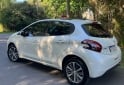 Autos - Peugeot 208 2017 Nafta 66000Km - En Venta