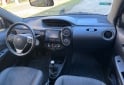 Autos - Toyota Etios 2017 GNC 120000Km - En Venta