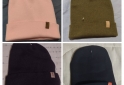 Indumentaria - Gorros de lana - En Venta