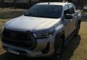 Camionetas - Toyota Hilux SRV 4X2 AUT 2.8 2022 Diesel 65000Km - En Venta
