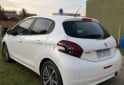 Autos - Peugeot 208 2020 Nafta 156000Km - En Venta