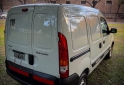 Utilitarios - Renault Kangoo FURGÓN 1.6 2015 Nafta 128000Km - En Venta