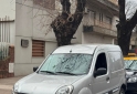 Utilitarios - Renault Kangoo 2018 Nafta 170000Km - En Venta