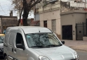 Utilitarios - Renault Kangoo 2018 Nafta 170000Km - En Venta