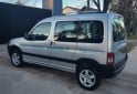 Utilitarios - Peugeot Partner 2018 Diesel 114000Km - En Venta