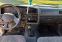 Camionetas - Toyota Hilux DX 2004 Diesel 369000Km - En Venta