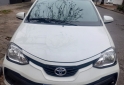 Autos - Toyota Etios xs 2017 Nafta 138000Km - En Venta