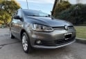 Autos - Volkswagen Suran conforline 2015 Nafta 97000Km - En Venta
