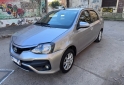 Autos - Toyota ETIOS 2017 GNC 120000Km - En Venta
