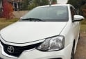 Autos - Toyota etios 2017 Nafta 94000Km - En Venta