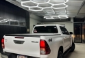 Camionetas - Toyota HILUX SR 4X4 2023 Diesel 71000Km - En Venta