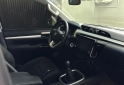 Camionetas - Toyota HILUX SR 4X4 2023 Diesel 71000Km - En Venta
