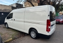 Utilitarios - Toyota L2H2 2023 Diesel 80000Km - En Venta