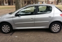 Autos - Peugeot 2010 2010 Nafta 200000Km - En Venta
