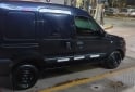 Utilitarios - Renault Kangoo 2015 GNC 123000Km - En Venta
