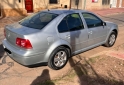 Autos - Volkswagen BORA 2.0 TRENDLINE 2011 GNC 160000Km - En Venta