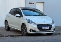 Autos - Peugeot 208 2017 Nafta 68000Km - En Venta
