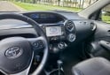Autos - Toyota Etios 2017 Nafta 65000Km - En Venta