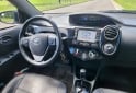 Autos - Toyota Etios 2017 Nafta 65000Km - En Venta