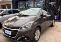 Autos - Peugeot 208 ALLURE PACK 2018 Nafta 76400Km - En Venta