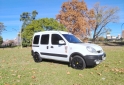 Utilitarios - Renault Kangoo autentique plus 2011 Nafta 140000Km - En Venta