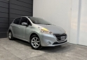 Autos - Peugeot 208 Allure Touch Screen 2015 Nafta 100000Km - En Venta