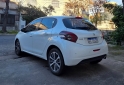 Autos - Peugeot 208 2017 Nafta 68000Km - En Venta