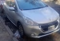 Autos - Peugeot 208 Allure touchrcreen 2014 Nafta 130000Km - En Venta